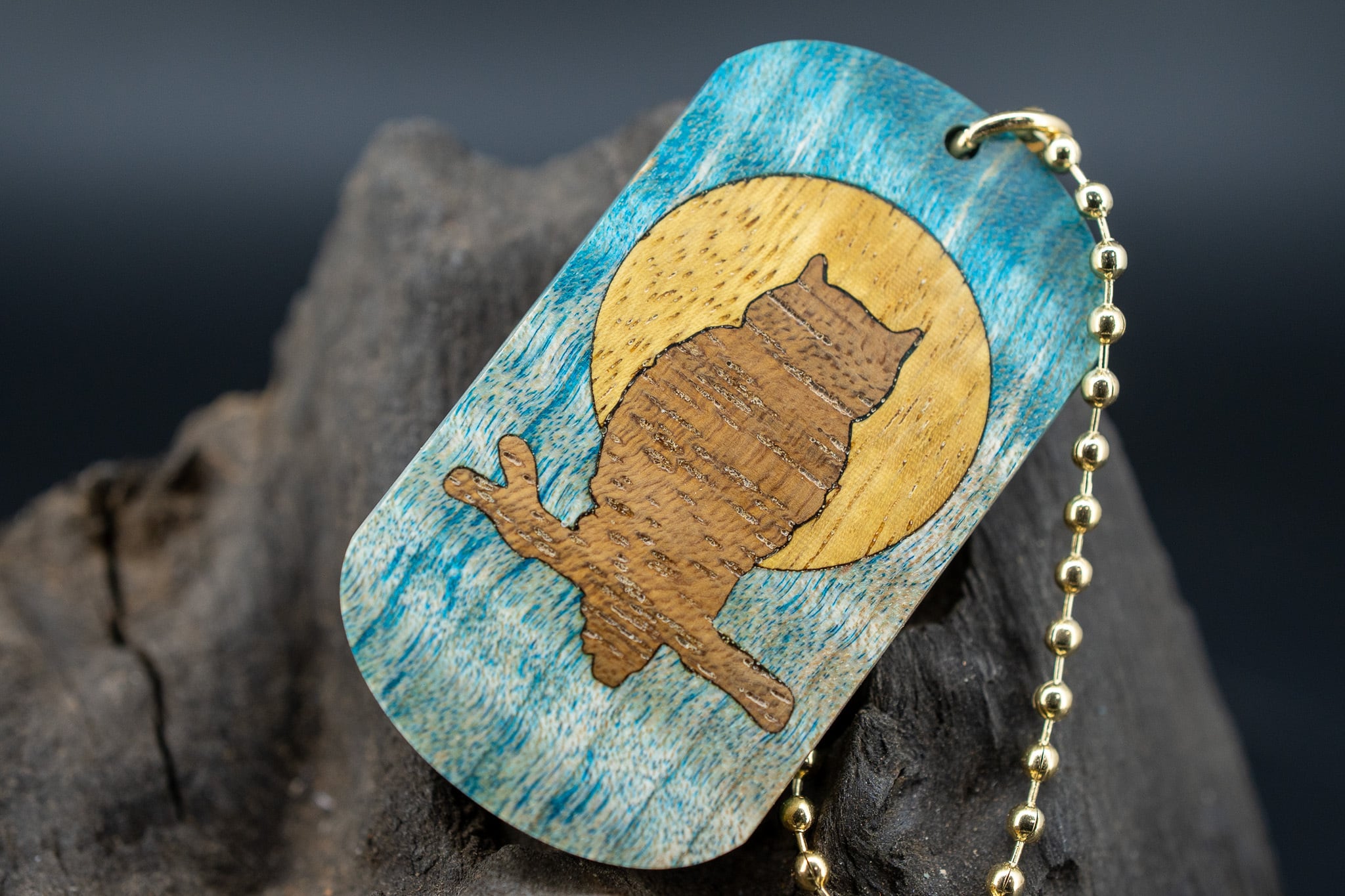 【カナダの象徴】ハードメープル スタビライズウッド ドッグタグ 象嵌 夜とミミズク