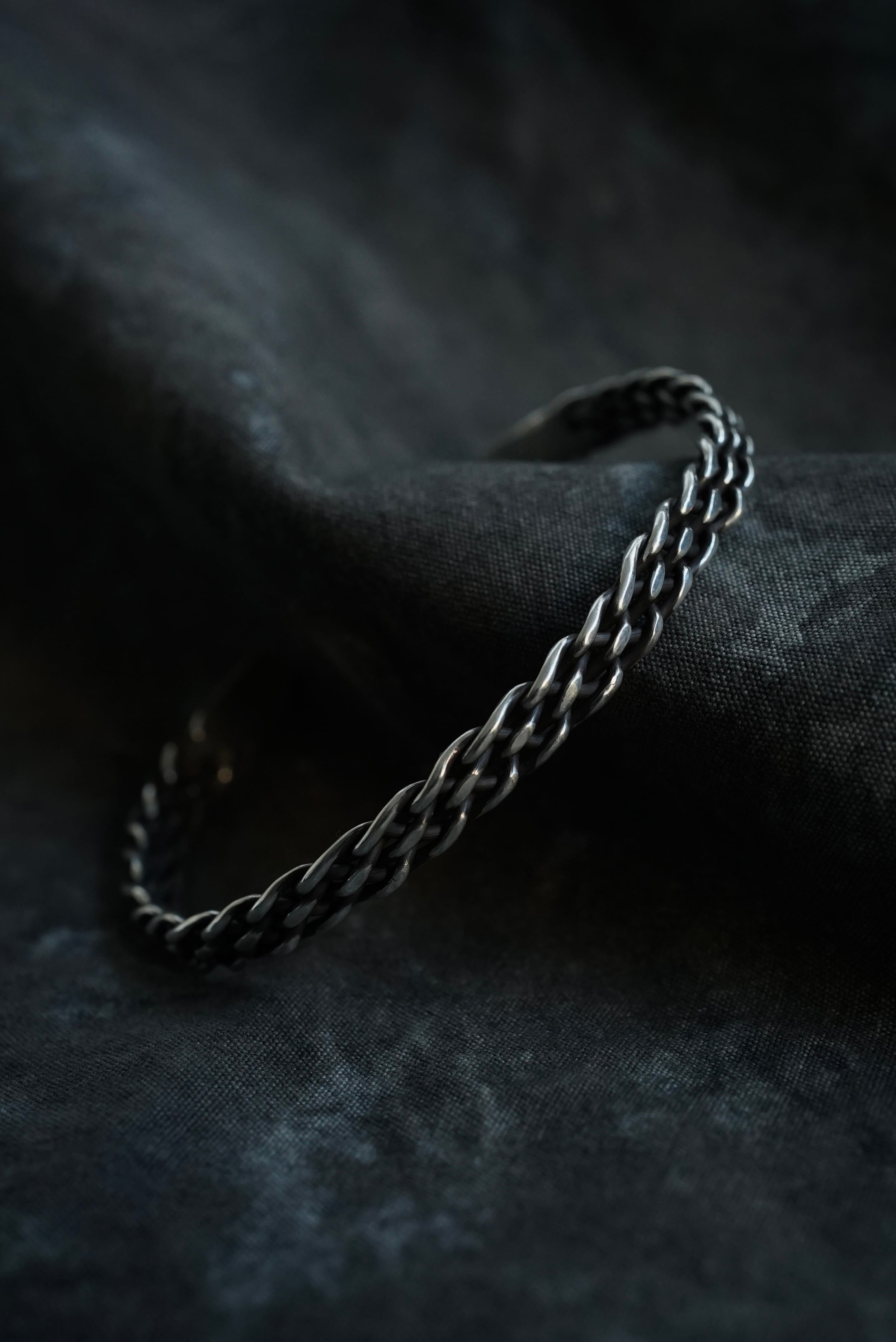 受注生産】Hand Made Silver / Chain_Braid Bangle | C O L I N A