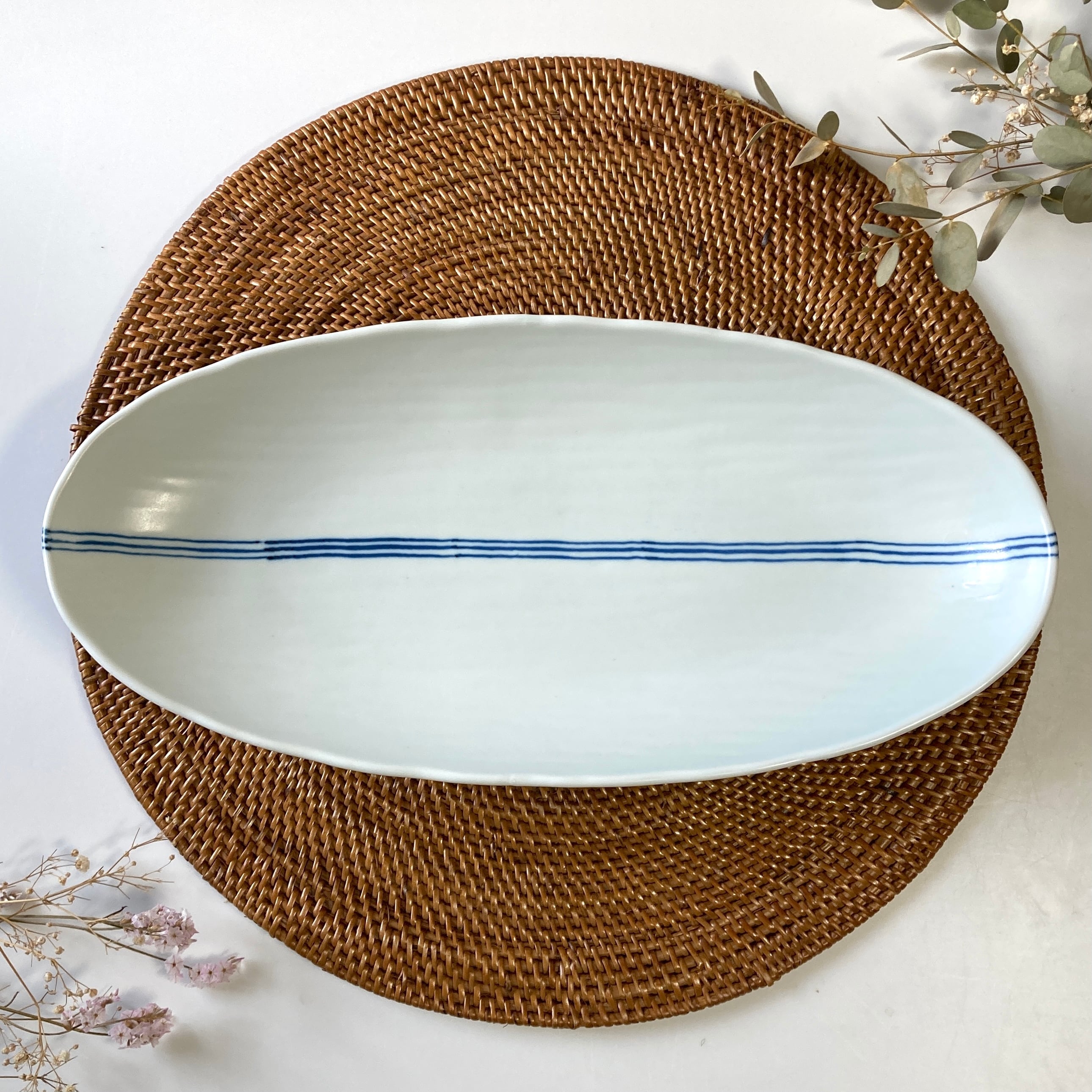 オーバル皿 楽天市場】パスタ皿 オーバルリムプレート 26cm Estmarc