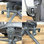 【2025年製】Herman Miller Aeron chair ハーマンミラー アーロンチェア リマスタード Bサイズ フル機能 グラファイト ポスチャーフィット オフィスチェア ALPG1 G1 G1 BB BK【中古】【YCサイズ】