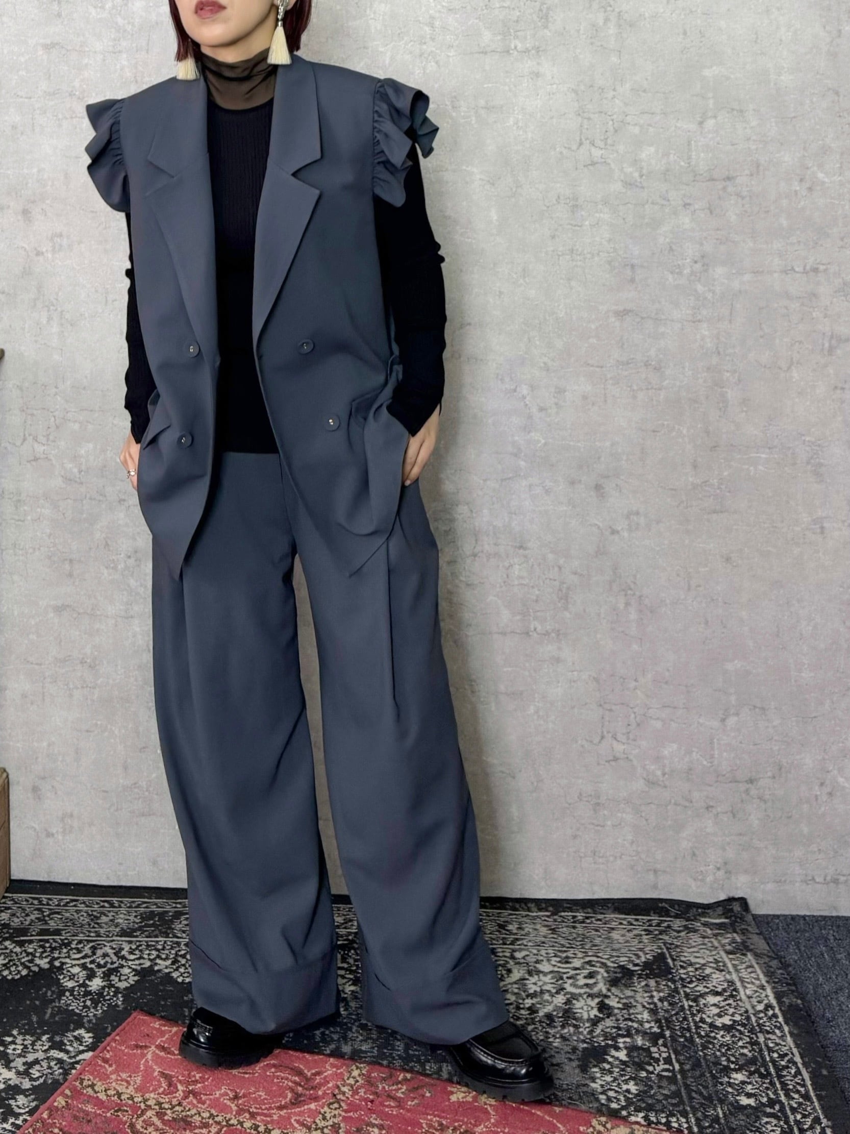 フリルショルダージレ 223J304 | TRANOI.offical STORE