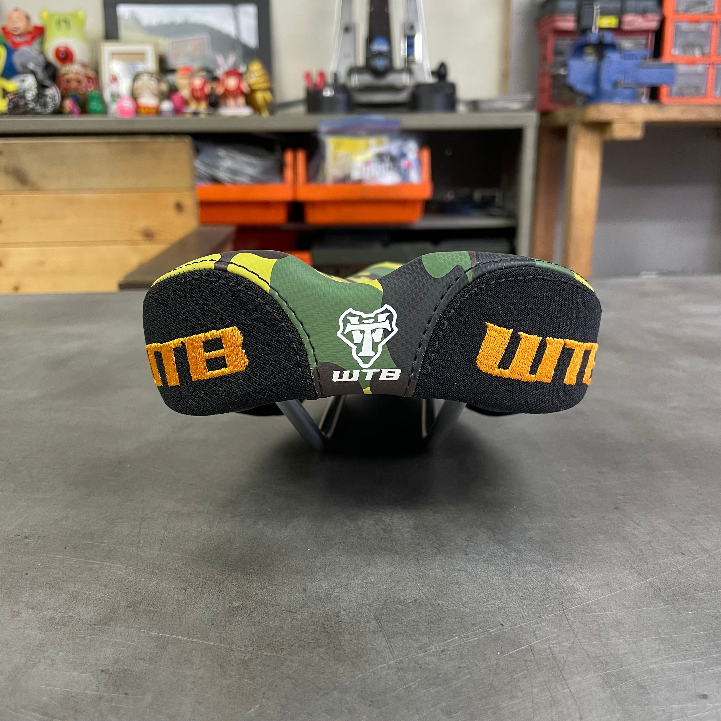 WTB pure-V race saddle BL special (camo) | 自転車屋B ONLINE STORE