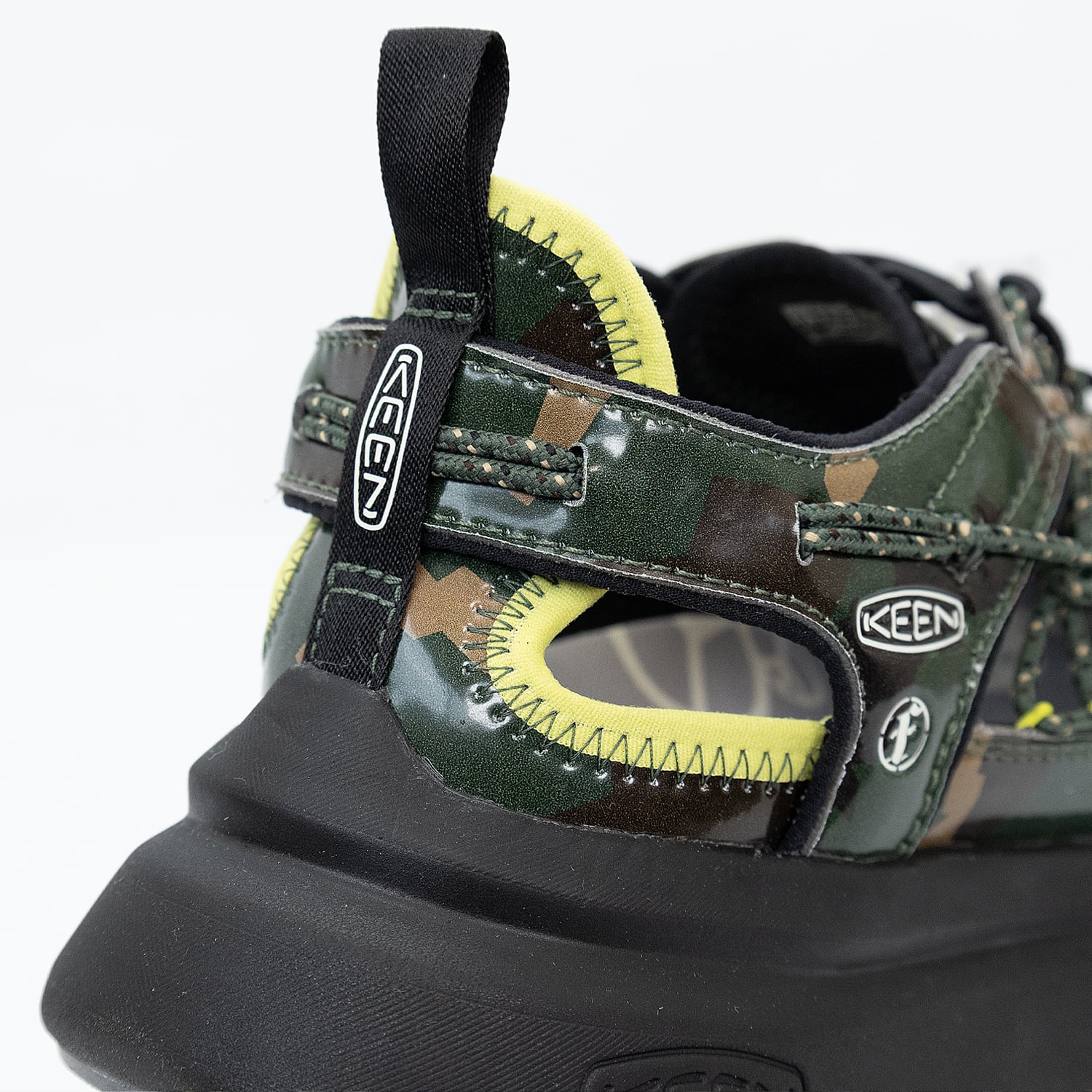 UNEEK BASEMNT - Discover independent style.