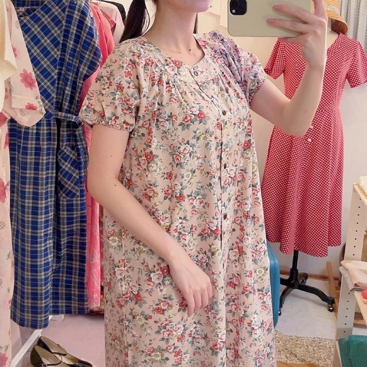 dahlia and rose gather sleeve one-piece