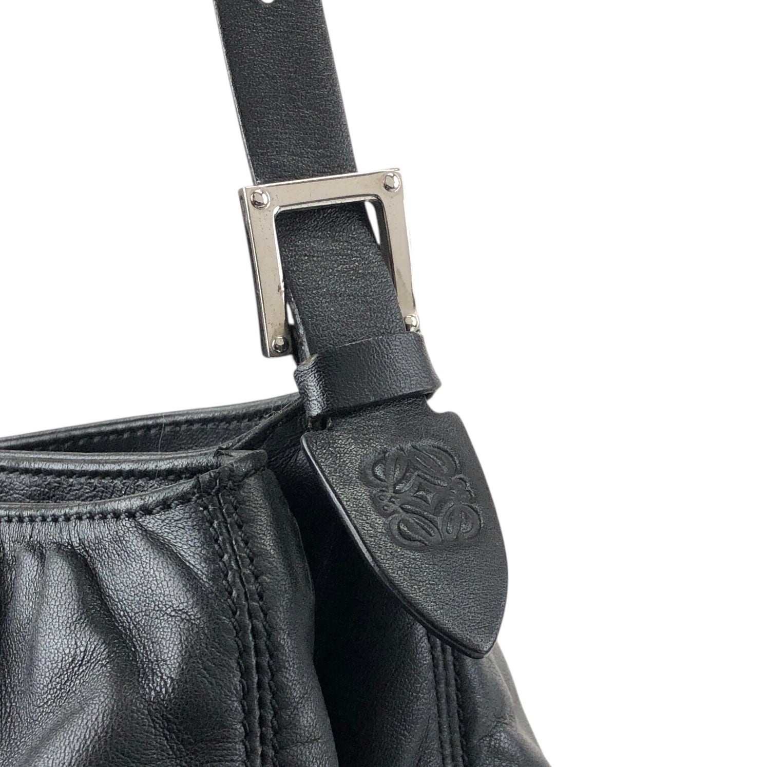 LOEWE ロエベ ショルダーバッグ ブラック アナグラム型押し ナッパ