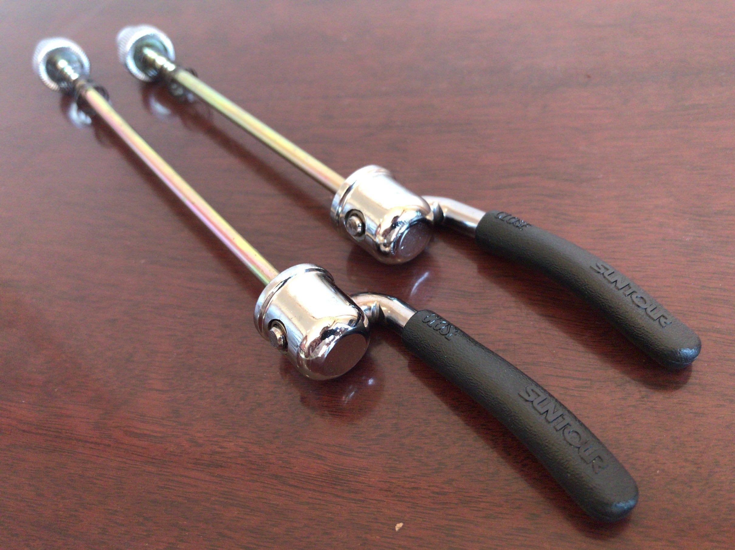 NOS UKAI Rims with Suntour hubs and Suntour quick releases | CALI