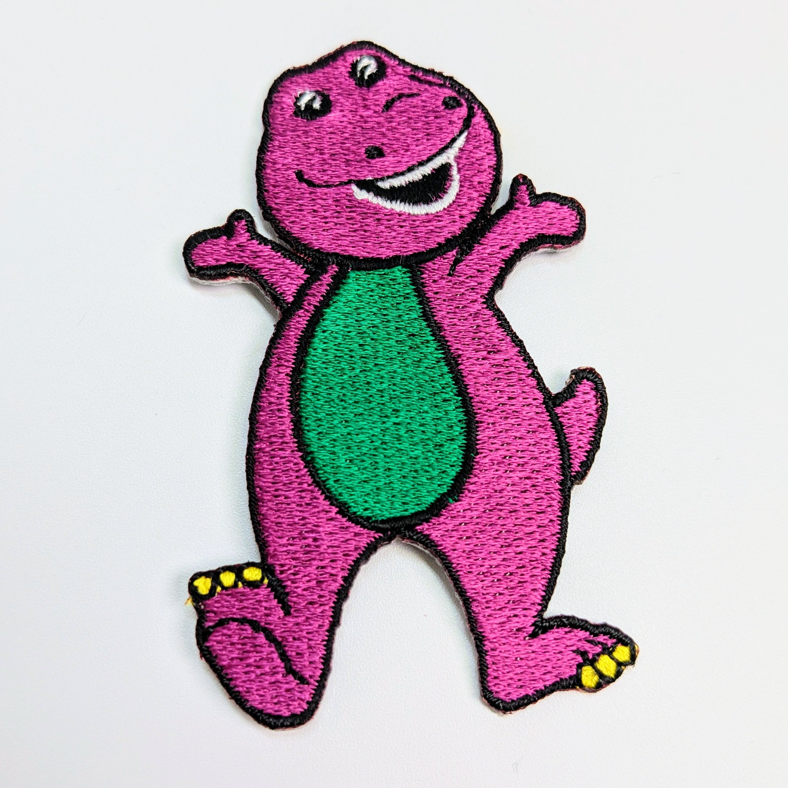 送料無料！ ☆刺繍アイロンワッペン☆【Barney & Friends（バーニー
