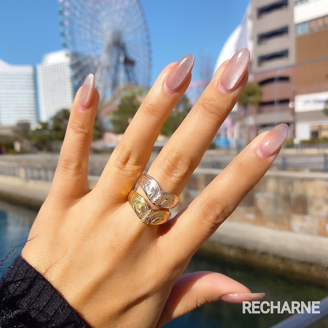 Whale tail ring シルバーカラー