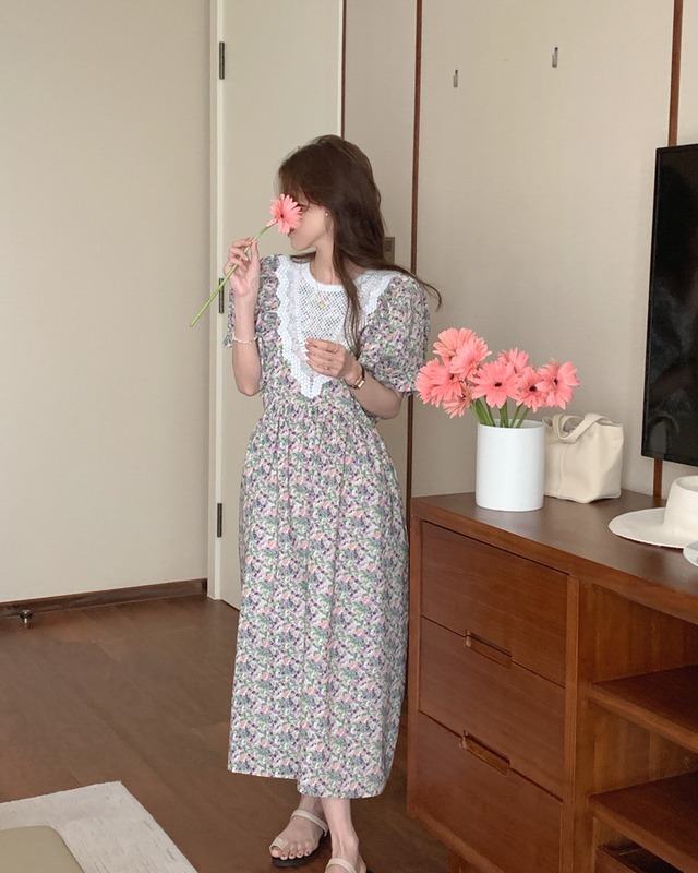 小花柄レースワンピース〈パープル×グリーン〉
