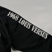 LOUIS VERSUS ルイバーサス キャラプリント トラックジャケット ジャージ サイズ L /ブラック/メンズ