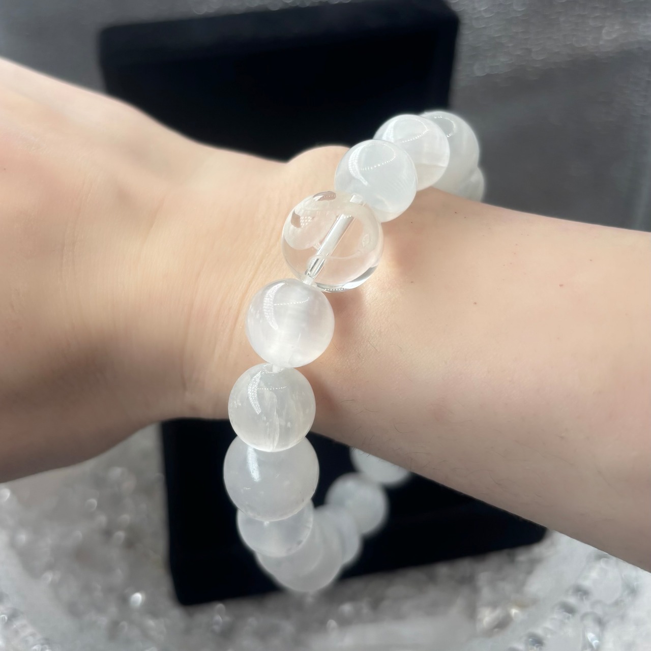 白蛇とセレナイト（19cm）