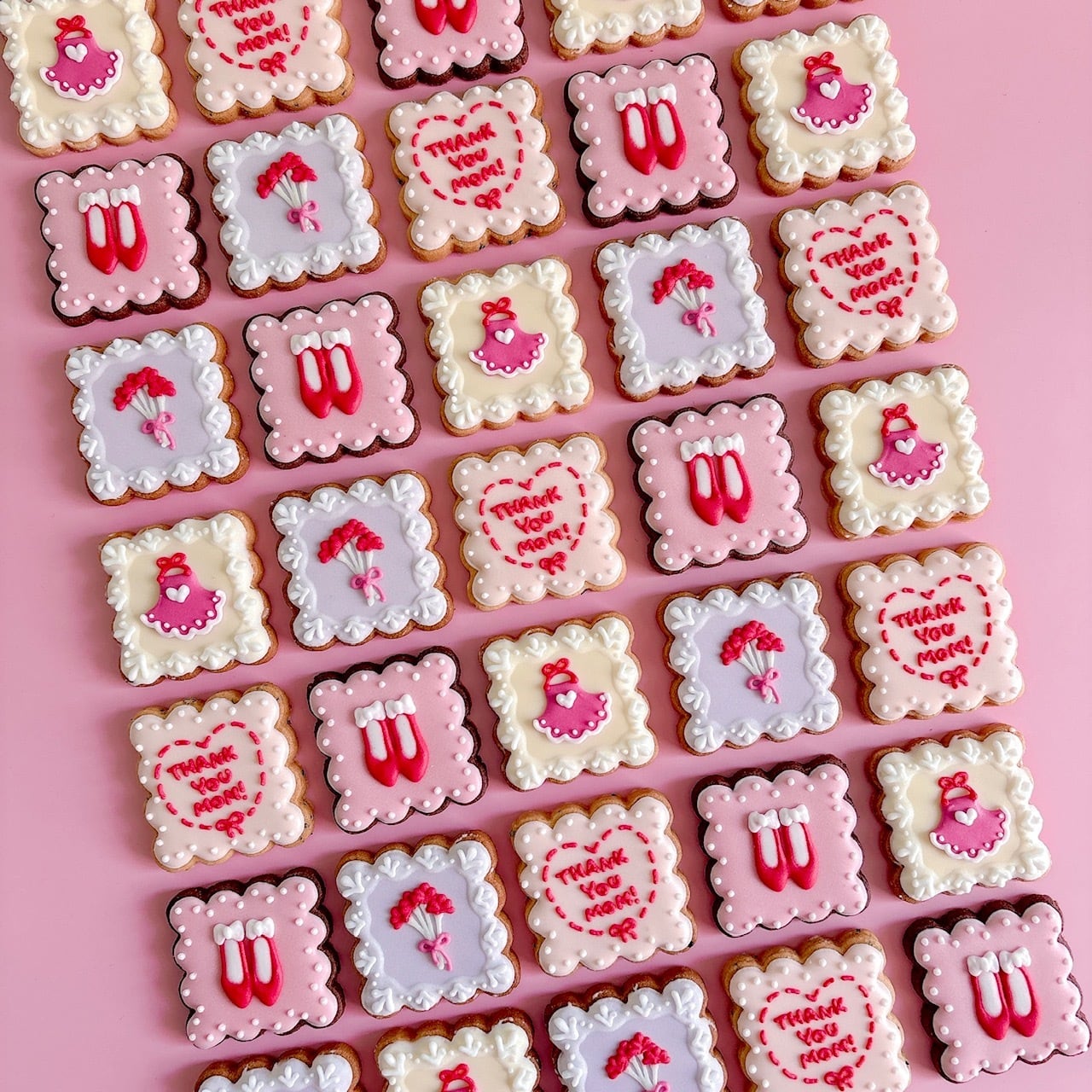 MOM'S FAVORITE ミニアイシングクッキー缶 | Francesca von Sweets