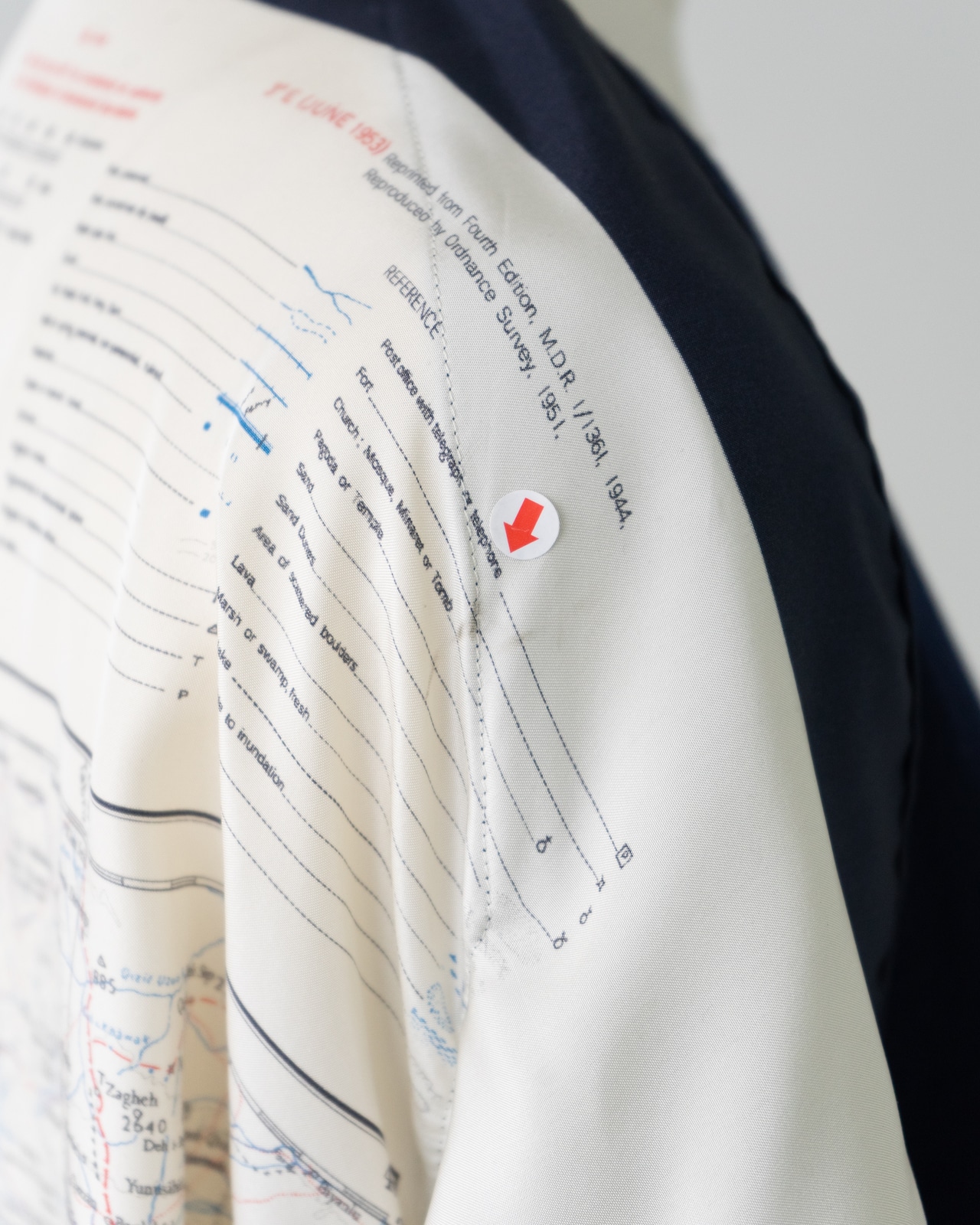 〈CÉLINE by phoebe philo〉Scarf-detail knit top