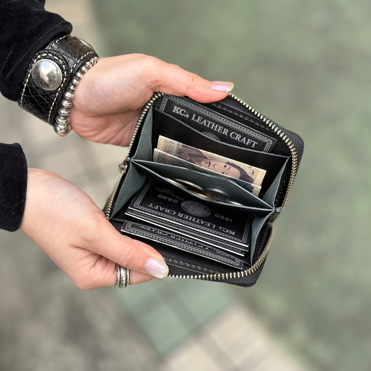 【限定商品】ミニウォレット ラウンドジップ 姫路黒桟 エレファント(ライトグレー)