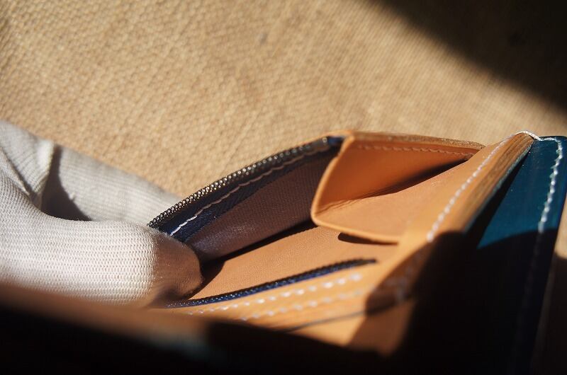 プレミアムウォレット】ルガトショルダーのスリムウォレット【琉球