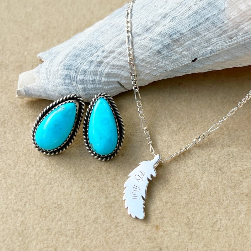 Indian Jewelry 》キングマン ターコイズ ドロップ型 スタッドピアス