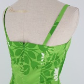 フラダンス 衣装 ワンピース ドレス パンドール グリーン系 Paondor 日本製 キャミソールドレス フリル 花柄 かわいい 華やか 鮮やか 明るい 爽やか 緑 白 ハワイアン アロハ ハワイアンプリント フラ ダンス レッスン 練習 レディース おしゃれ