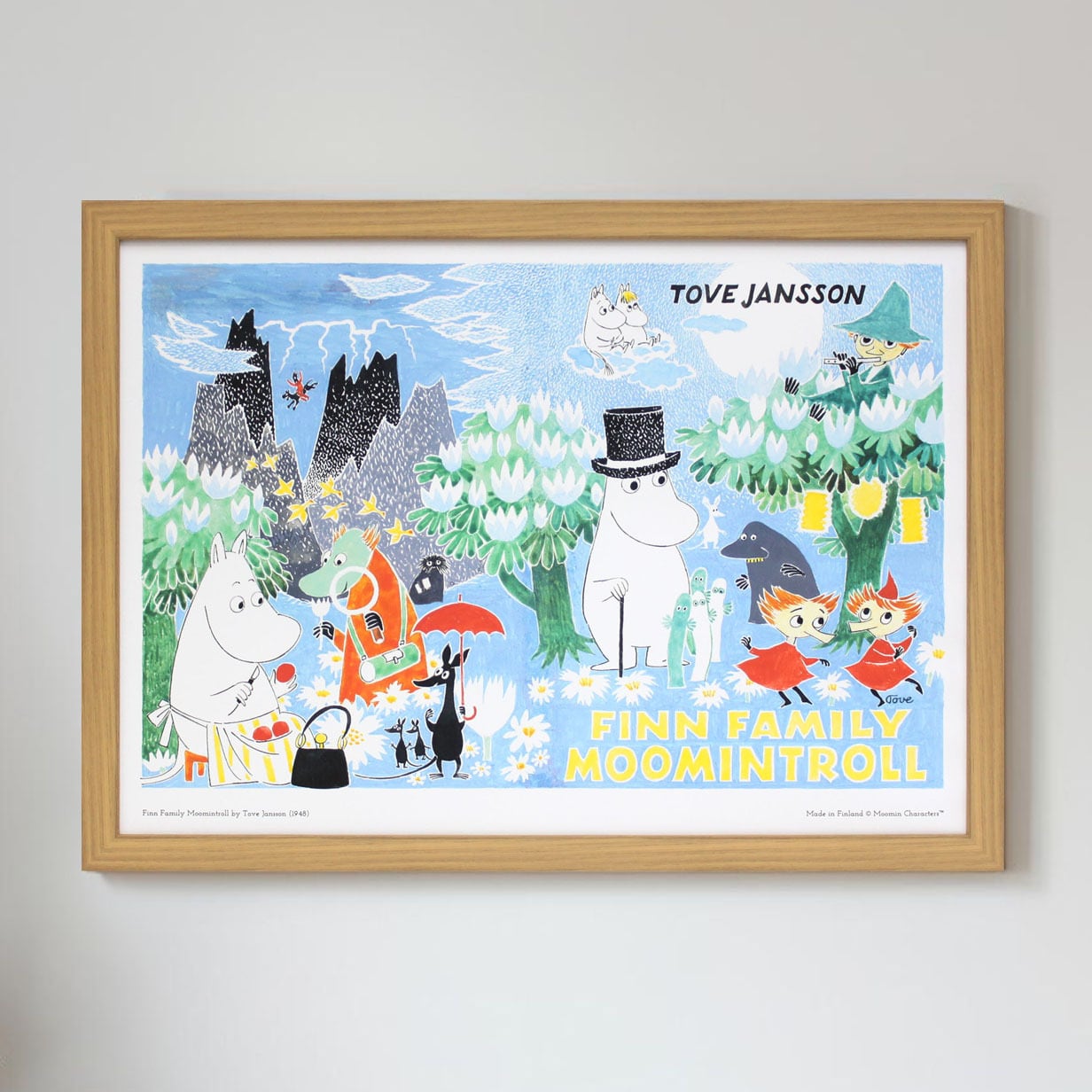 ムーミン 北欧 All Things Commerce「フィン ファミリー ムーミントロール」送料無料 フレーム 展示用フック付アートポスター 絵画 インテリア アート