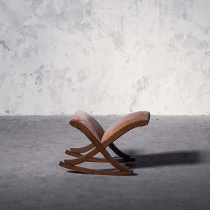 チェア/アンティークロッキングチェアー/キッズサイズチェアー/腰掛け/ディスプレイ/空間装飾