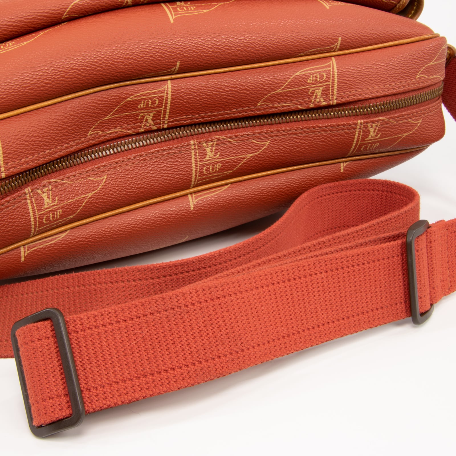 本物・送料無料・良品】ヴィトン・ショルダーバッグ(ヴィトンカップ