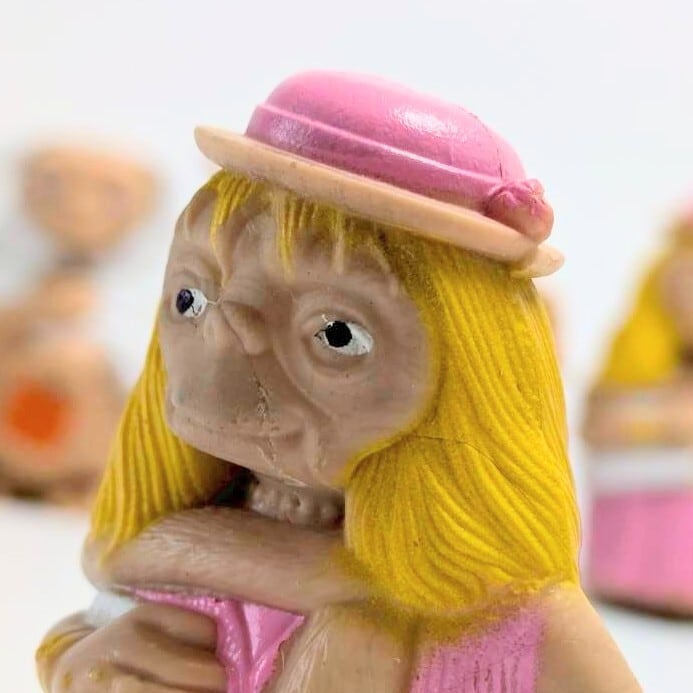 ☆ VINTAGE 1982☆【 E.T. ( イーティー ) 】【B】 PVCフィギュア / 女装・ドレス　〚アメリカン雑貨 アメトイ〛