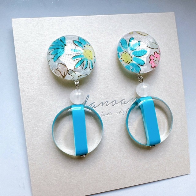 " EARRING NO.1-2009″リバティとフランスヴィンテージビーズの爽やかイヤリング