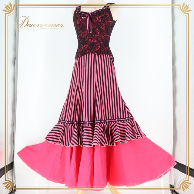 フラメンコ 衣装 ファルダ スカート トップス ツーピース セットアップ ピンク 黒 ストライプ レース ノースリーブ アトリエベリッシマ atelier Bellissima ブラック系 ピンク系 フラメンコ セットアップ 衣装 女性用 ピンク ブラック ビビットデザイン パーティー ダンス 衣装用 トップス ファルダ スカート おしゃれ リボン デザイン華やか 発表会