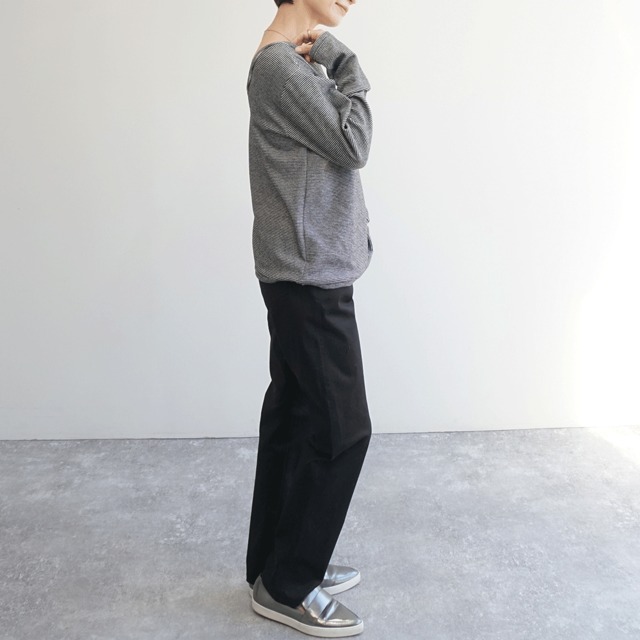 ストレッチストレートパンツ