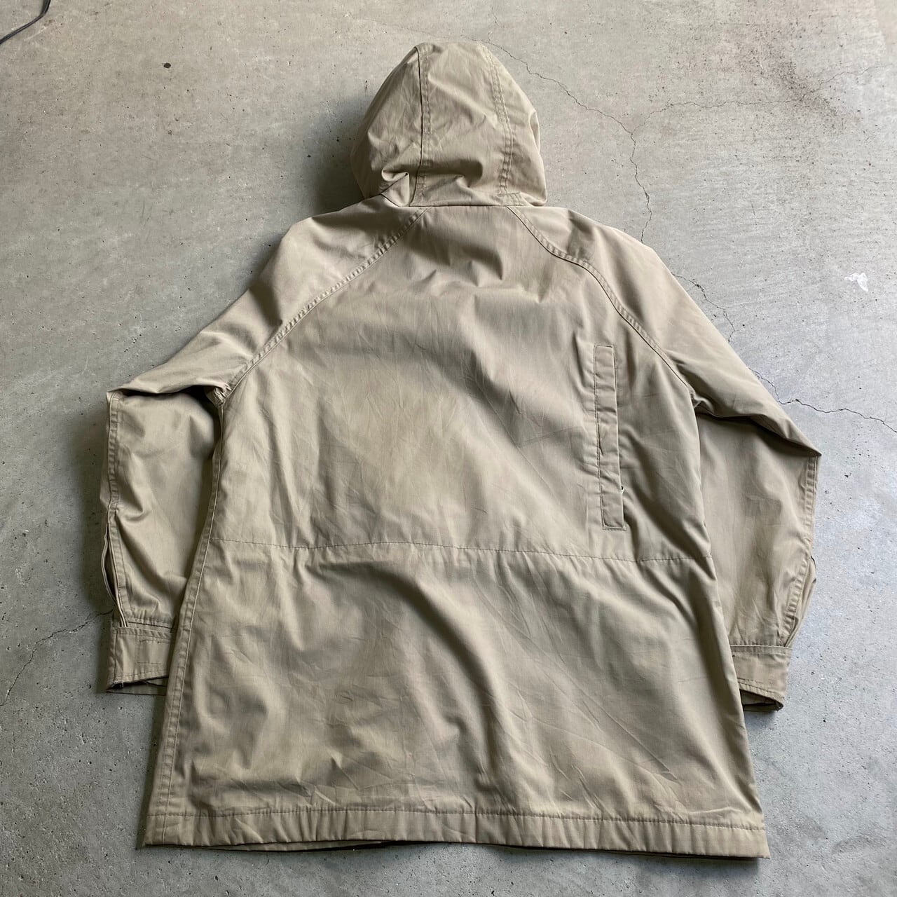 80年代 ビンテージ WOOLRICH ウールリッチ マウンテンジャケット マウンテンパーカー レディースM 古着 80s ヴィンテージ ベージュ  【マウンテンパーカー】【CS2301-50】 | cave 古着屋【公式】古着通販サイト powered by BASE