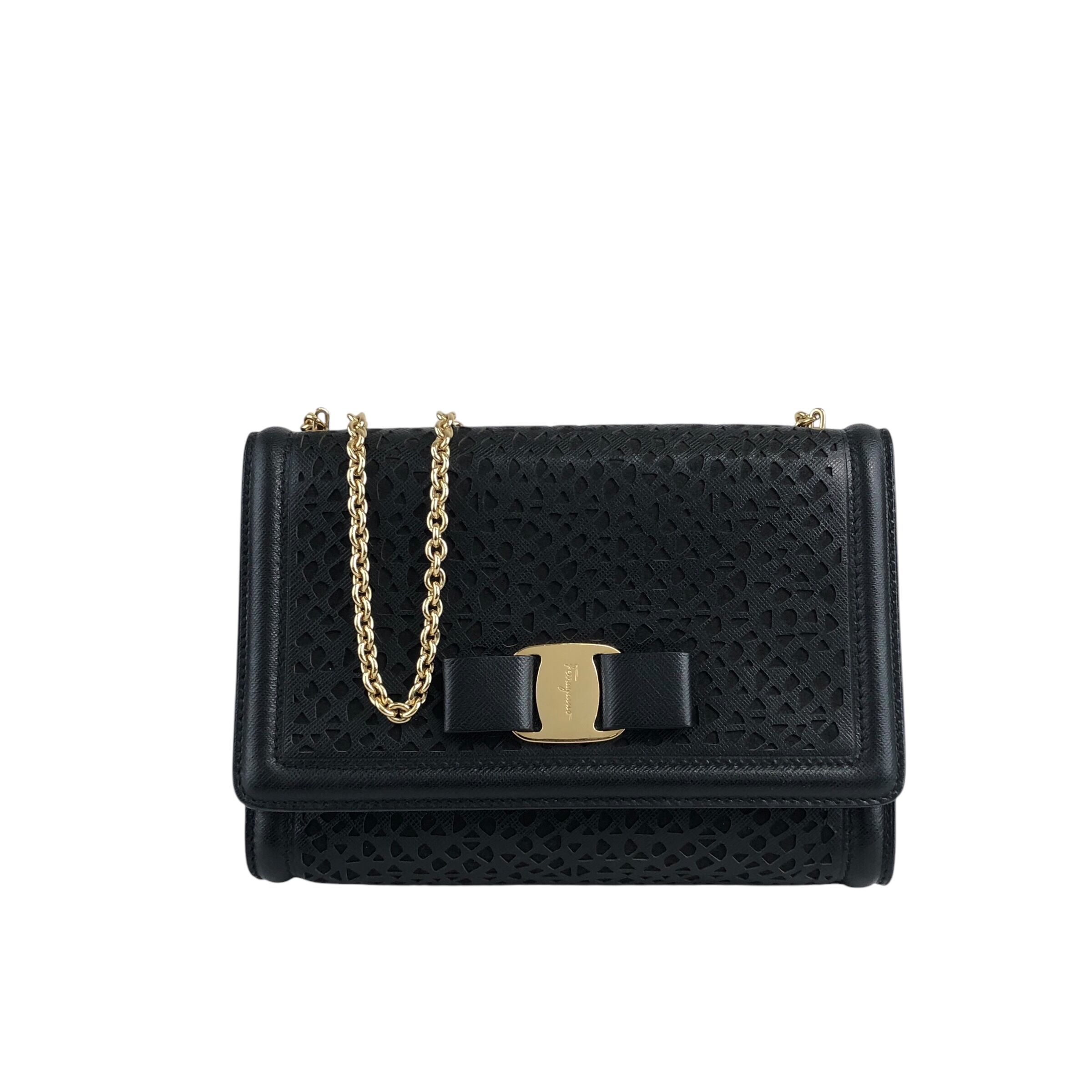 Salvatore Ferragamo サルヴァトーレ フェラガモ ヴァラリボン