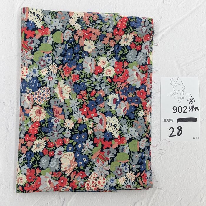 《902》◆輸入 リバティ LIBERTY タナローン カットクロス ハギレ ※生地裏にインク汚れ多数あり