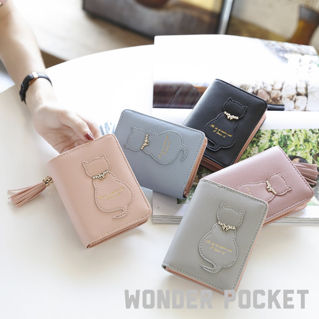 ビジューな黒猫のシルエットの二つ折財布 | WONDER POCKET