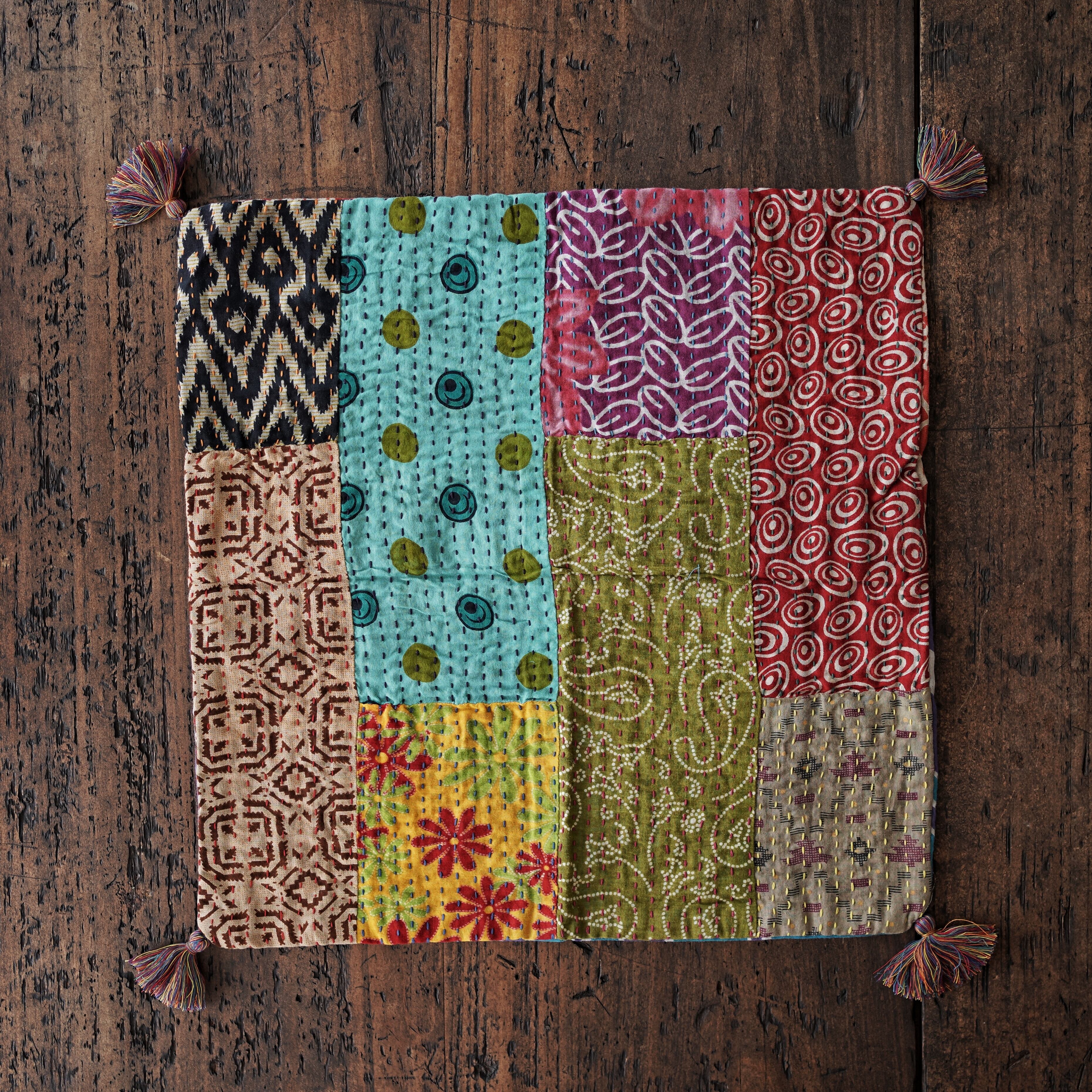 リサイクルサリーパッチワーククッションカバー【C004】/People Tree