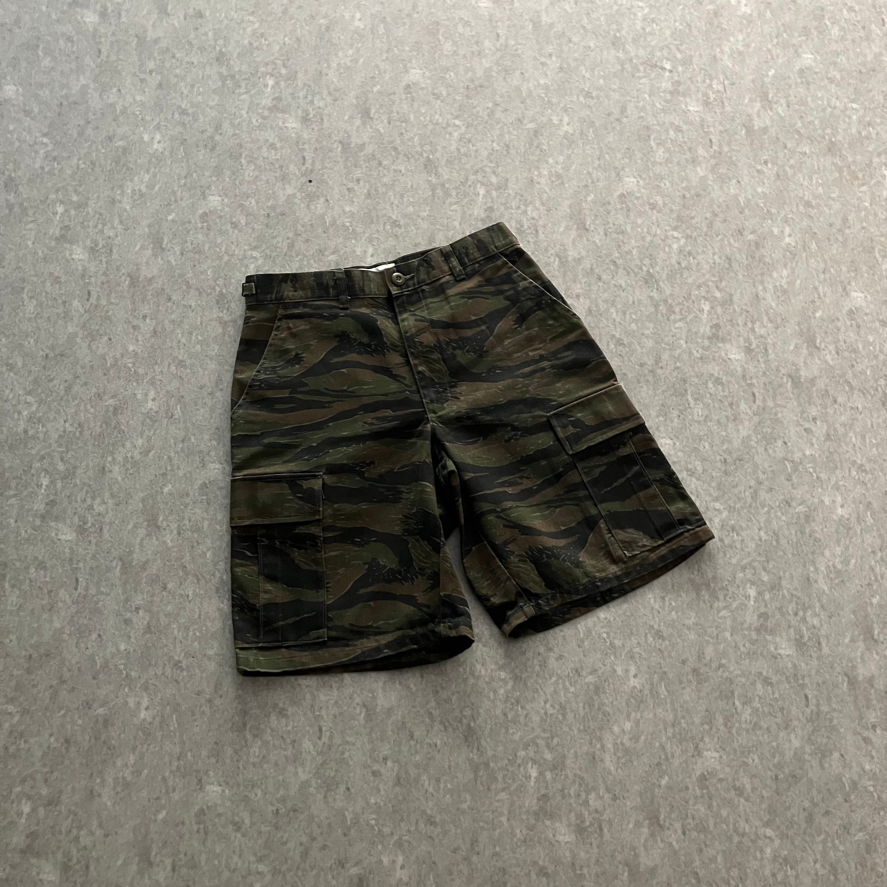 90's Propper Tiger stripe camouflage cargo shorts | Pheasant