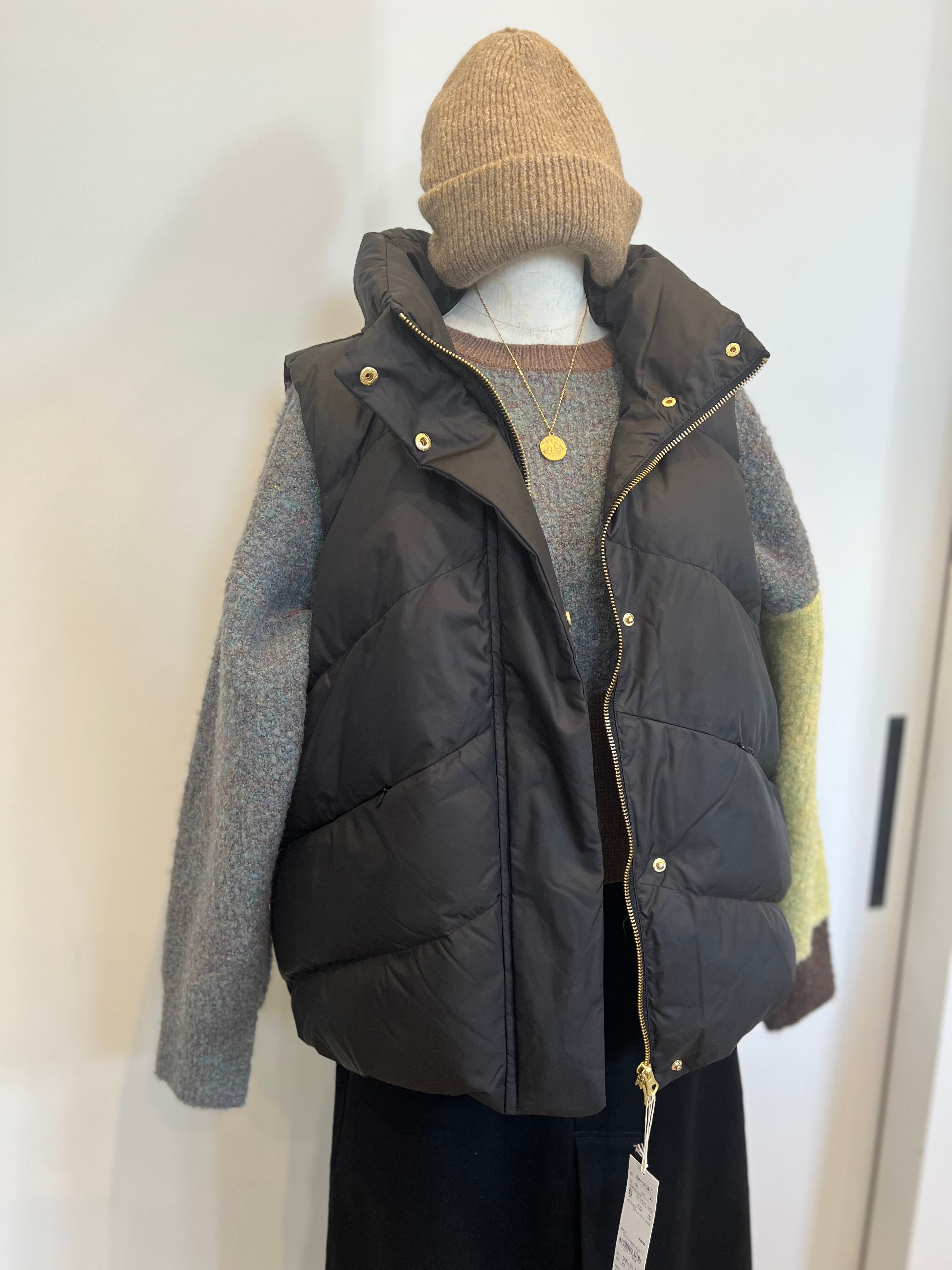 【SELECT】カラーブラックショート丈ニット　29-0451