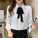 レディース トップス ブラウス 長袖 襟付き 角襟 りぼんタイ ボタン かわいい 大人可愛い きれいめ シンプル 上品 おしゃれ こなれ感 ガーリー 主役級 ラブリー キュート 都会的 カレッジ風 学