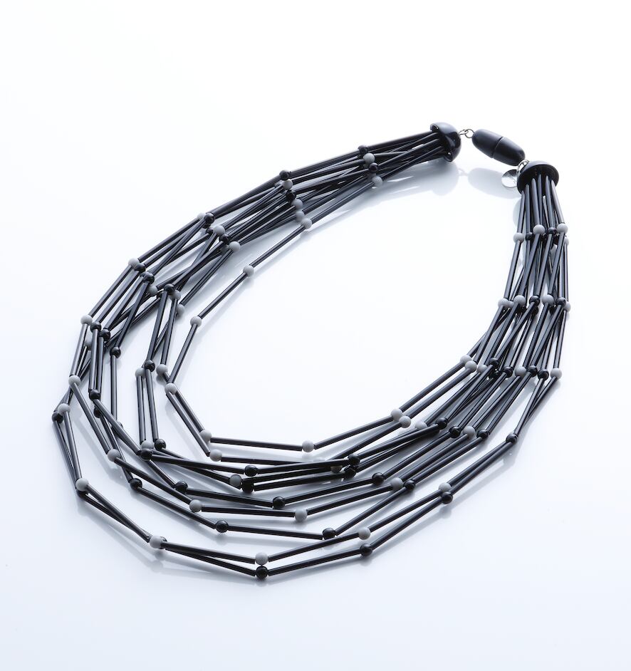 【Eliana (エリアーナ)】 10連 ネックレス (ブラック&グレー)