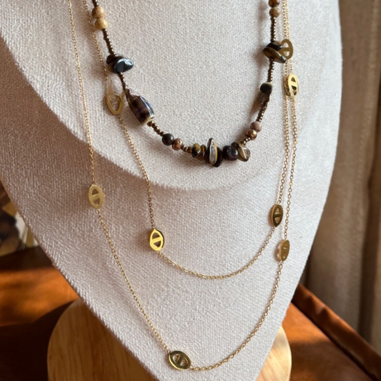 天然石ヴィンテージビーズネックレス＆ ゴールドチタンネックレスの2点セット W10210