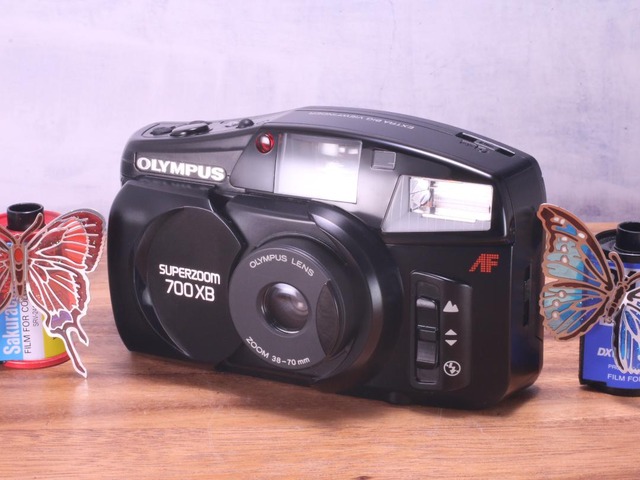 OLYMPUS SUPER ZOOM 700XB