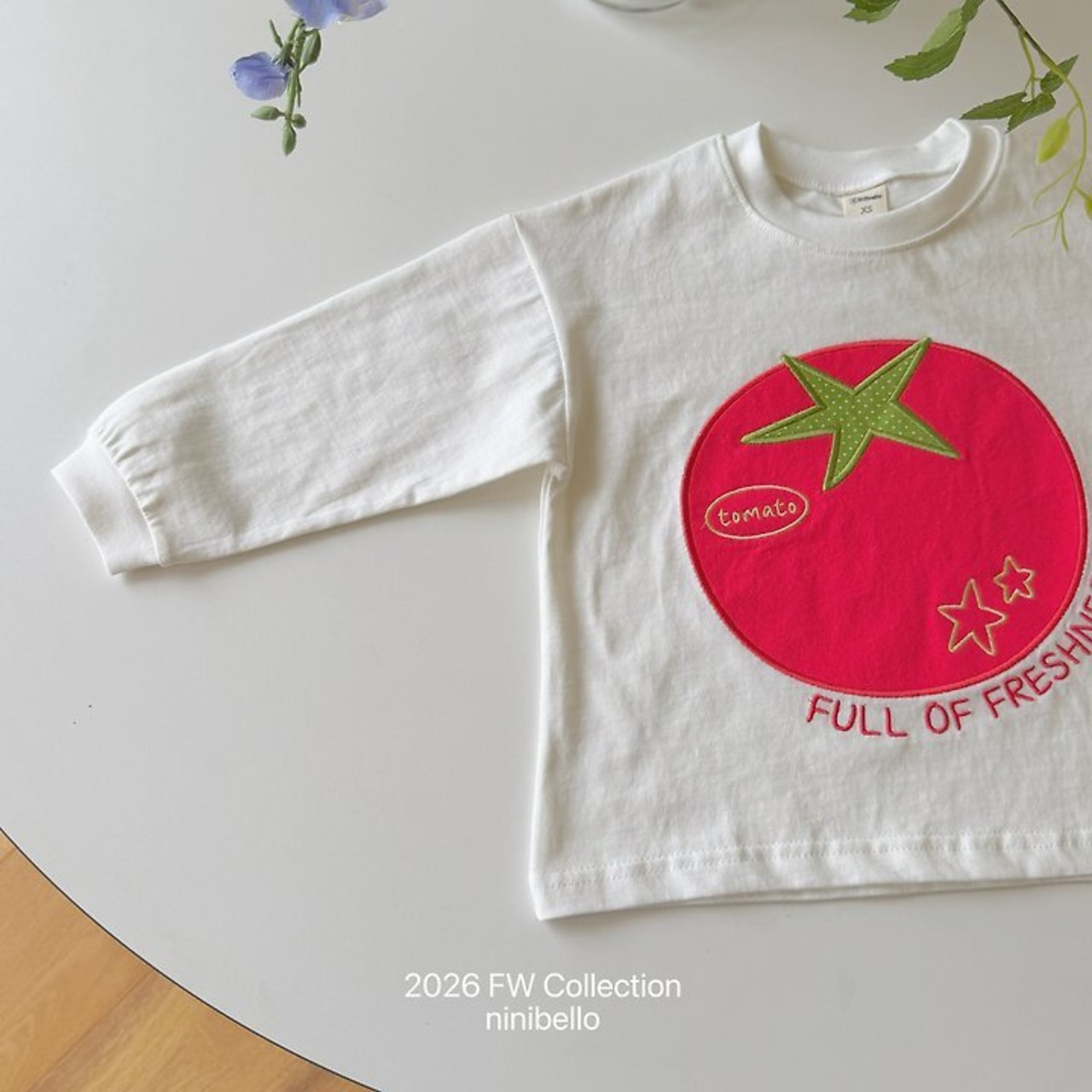 韓国子供服 / ninibello / Tomato Patch T-shirt  / 長袖Ｔシャツ *XS~XXL*