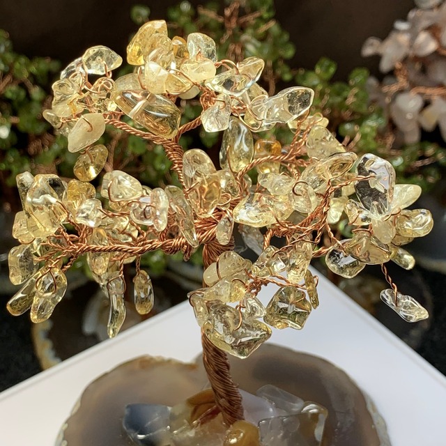 綺麗な色合い天然石ツリー・シトリン