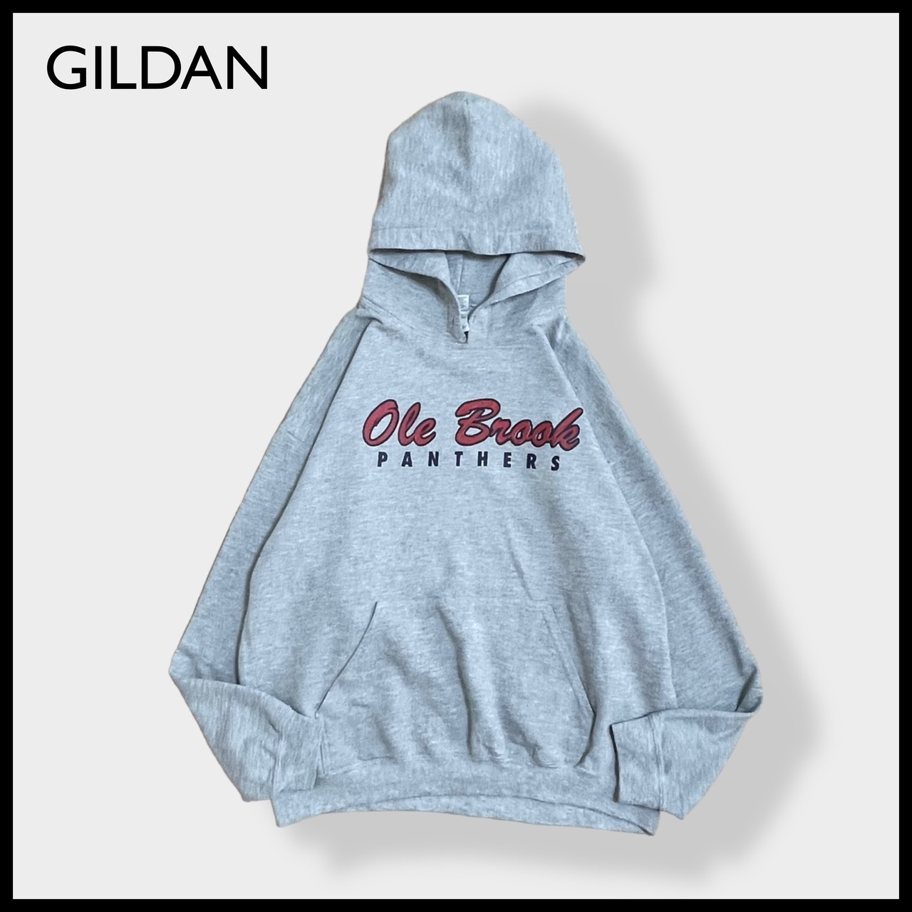 【GILDAN】パーカー バックプリント ロゴ Ole Brook Panthers フットボール スウェット フーディー hoodie プルオーバー  L ギルダン us古着