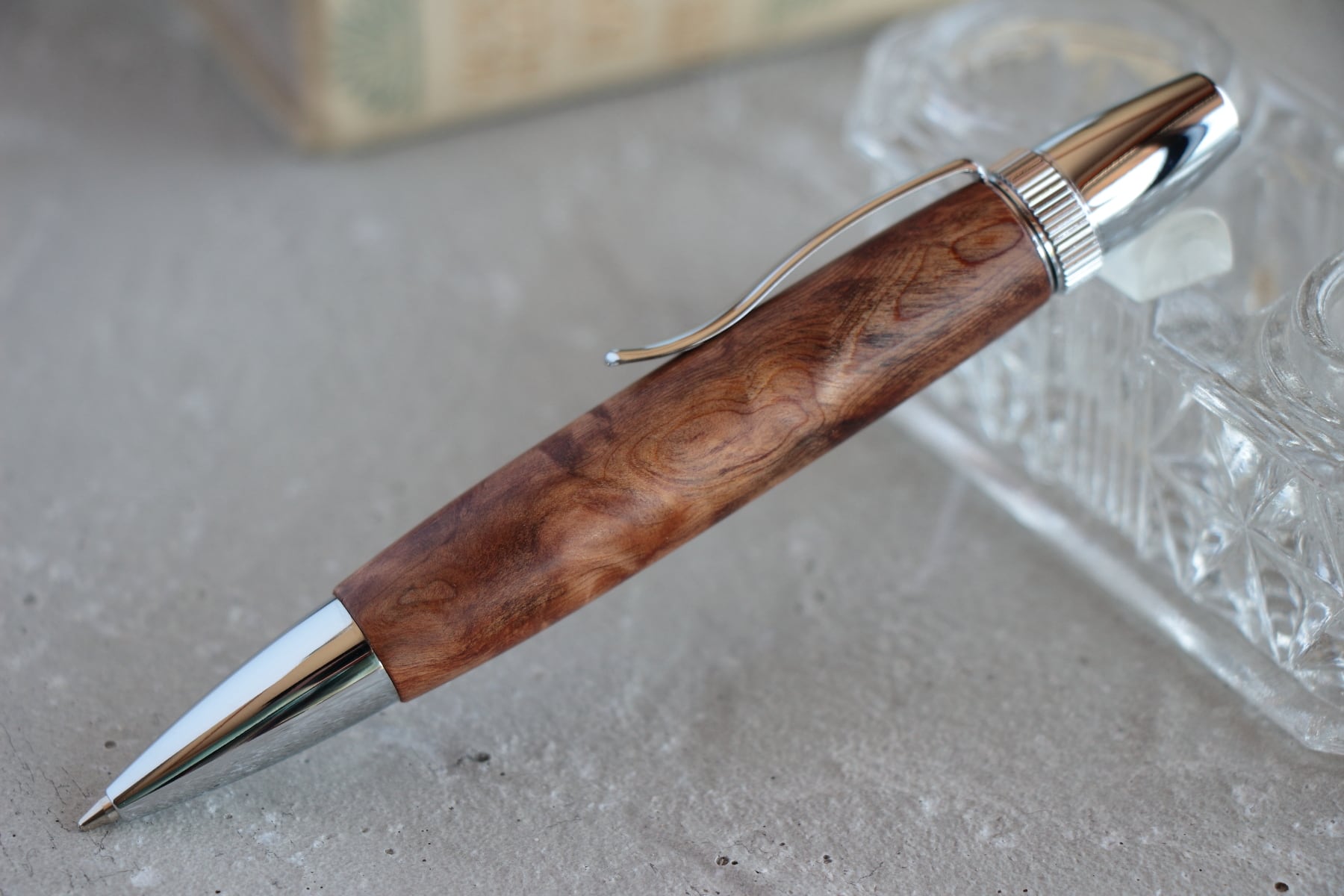 長寿・厄除けの神木・屋久杉/ヤクスギ 油木・Chouette」木軸ペン 銘木