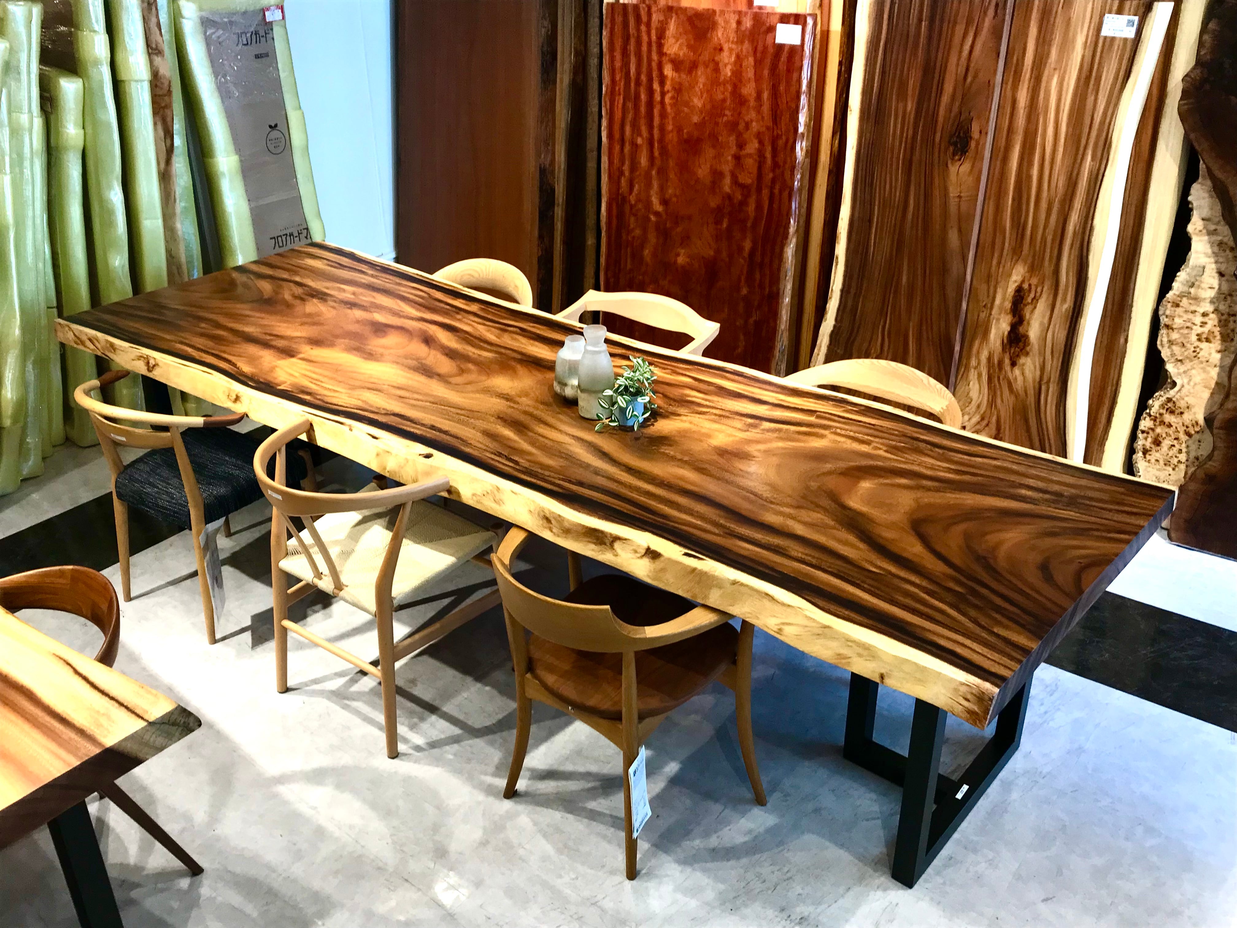 モンキーポッド 一枚板 | 千年家具 - 一枚板 テーブル専門店