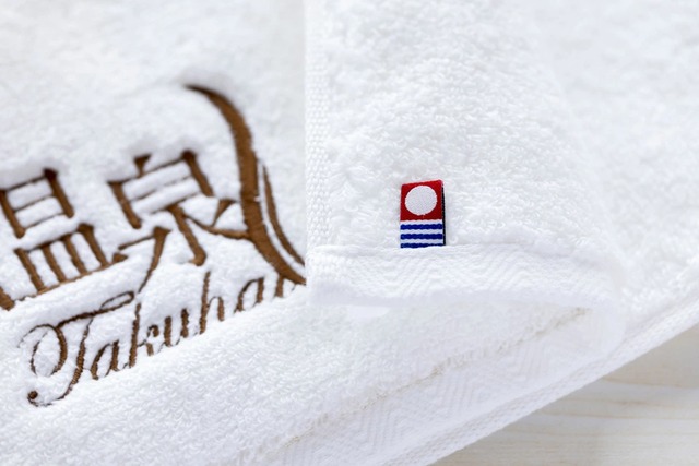 【温泉宅配プレミアム】霧島温泉 丸尾の湯　20L×2 最高級今治タオル1枚付