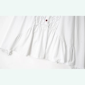カラフルボタンのホワイトフリルトップス《i0720》