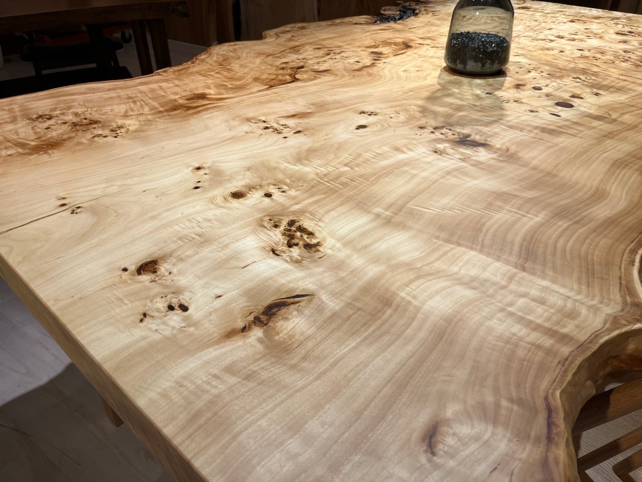 ポプラ瘤_2080×1250-1170×65_青山店_テーブル天板/一枚板 231367-2