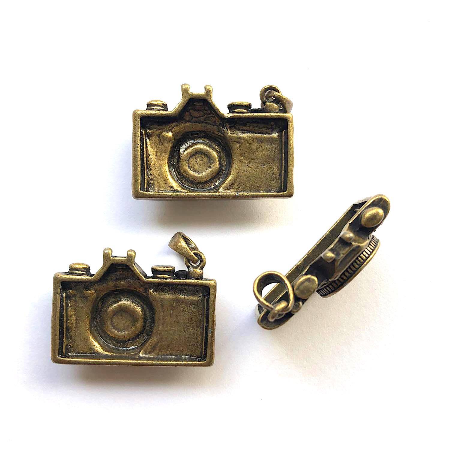 大ぶり台座付きカメラチャーム | Dua-アクセサリーパーツショップ