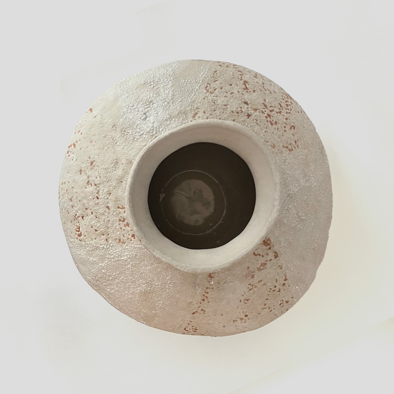 Sand-Glazed Bi-Conical Vase / サンドグレイズ バイコニカルベース