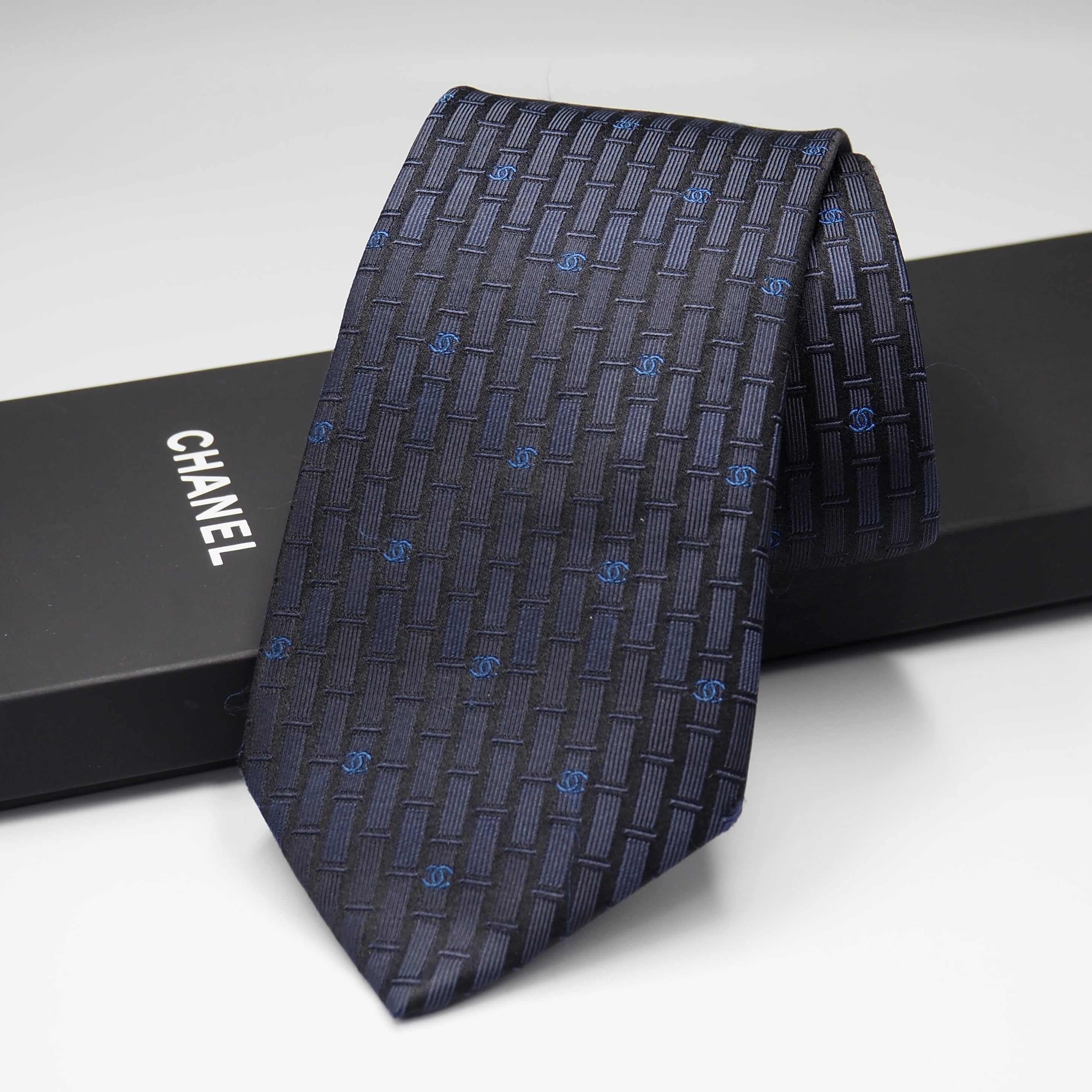 CHANEL ココマーク ネクタイ シルク ネイビー シャネル 付属品付き